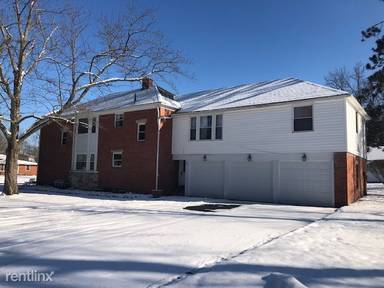 Main picture of 457 Overlook Rd