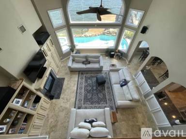 Main picture of 301 Bayshore Dr