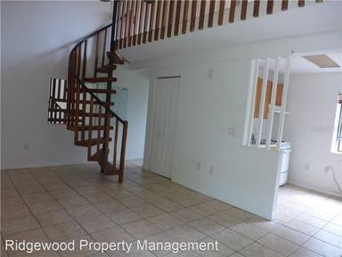Main picture of 2166 Bradford St