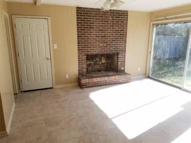 Main picture of 3607 Bellaire Ave