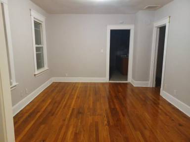 Main picture of 161 Southmayd Rd