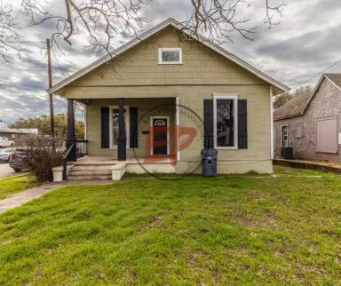 Main picture of 2300 Washington Ave