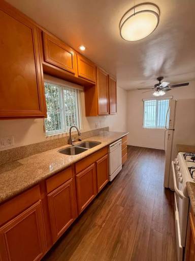 Main picture of 4109 1/2 Louisiana St