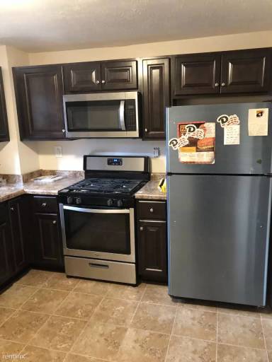 Main picture of 346 Ophelia St