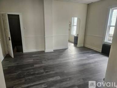 Main picture of 1118 Rock St