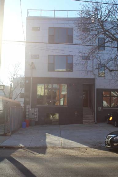 Main picture of 708 N 19th St