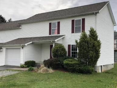 Main picture of 100 Northern Ct