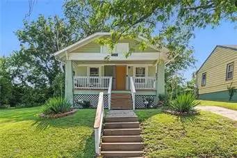 Main picture of 5219 Wabash Ave