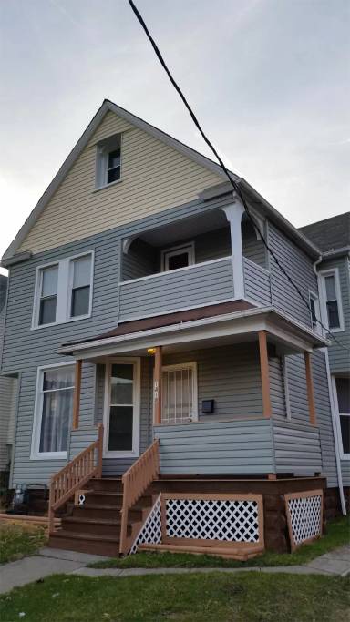 Main picture of 1418 W 77th St