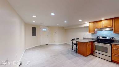 Main picture of 648 Morton St NW