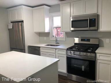 Main picture of 140 Nash St