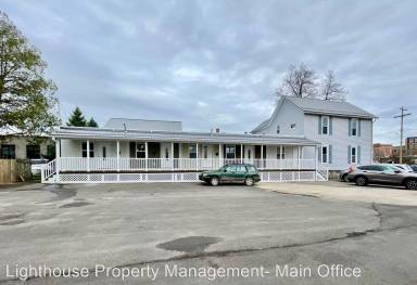 Main picture of 118 E Court St