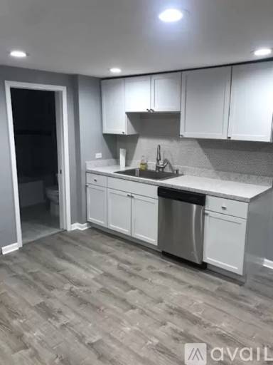 Main picture of 538 W 46th St