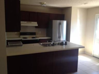 Main picture of 17 Rob St