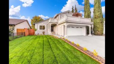 Main picture of 3933 Big Cloud Way