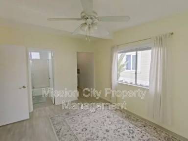 Main picture of 1421 Bath St