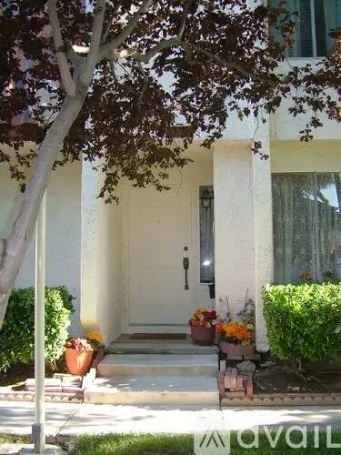 Main picture of 3387 Townhouse Dr