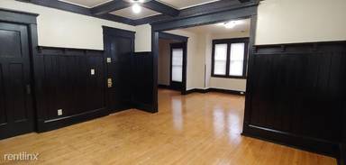 Main picture of 2435 N 41st St