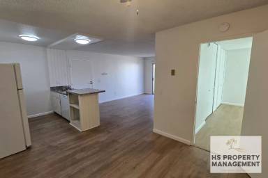 Main picture of 8026 Linda Vista Rd