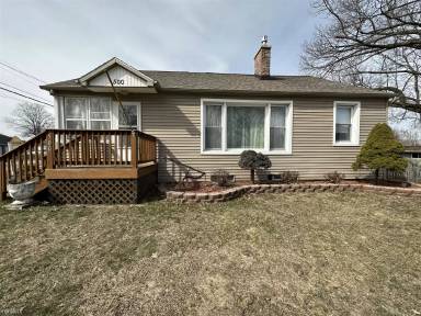 Main picture of 500 N Dettman Rd