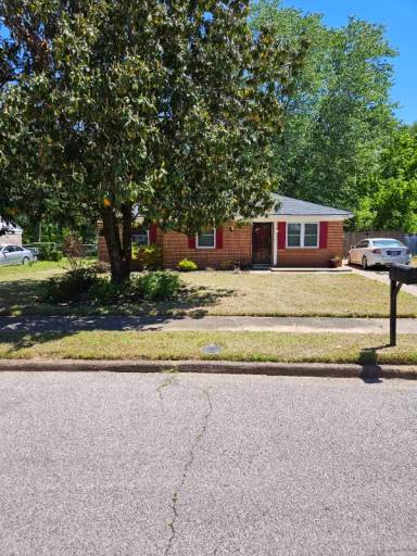 Main picture of 4504 Whiteside St