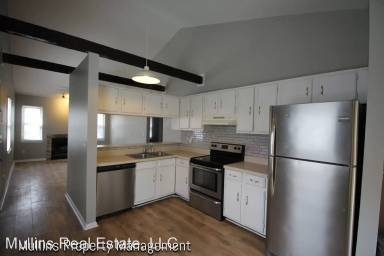 Main picture of 4628 Woodside Dr