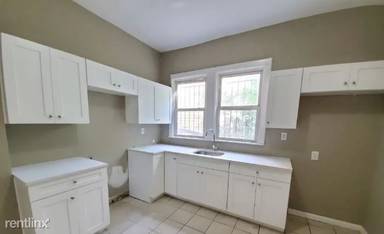 Main picture of 47 S 7th St