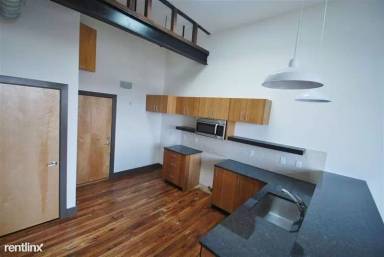 Main picture of 1322 W Broad St
