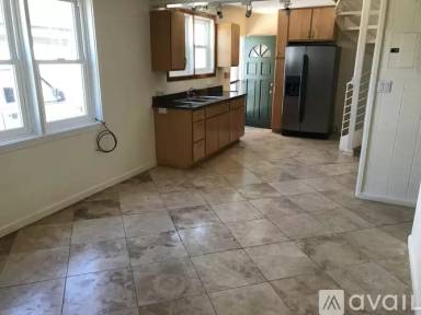 Main picture of 1504 Palolo Ave