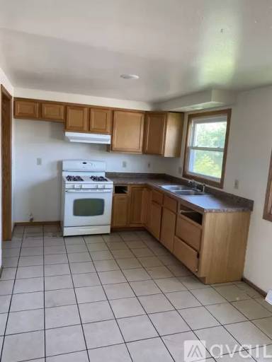 Main picture of 8923 W Carmen Ave