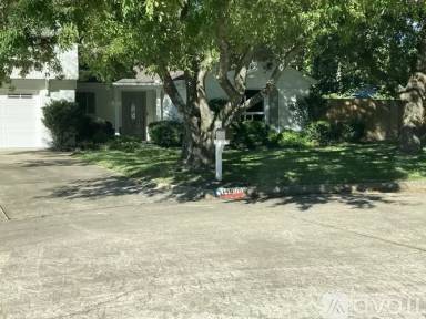 Main picture of 14006 Overbrook Ln