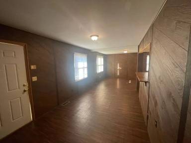 Main picture of 4217 SE 43rd St