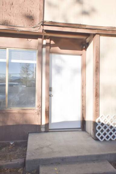 Main picture of 2898 Pinyon Ave