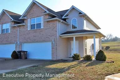 Main picture of 2858 Larkspur Ct
