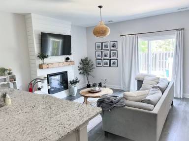 Main picture of 120 Ainsdale Dr