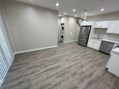 Main picture of 4830 Curry Dr