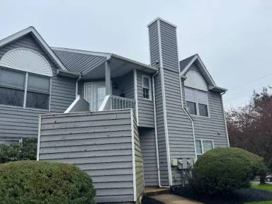 Main picture of 102 Fieldstream Dr