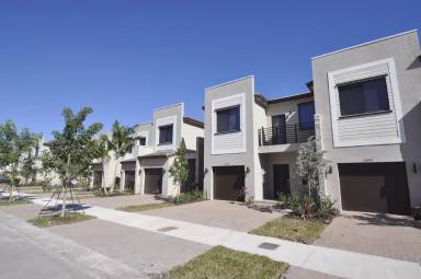 Main picture of Monterey Village