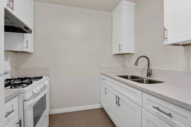 Main picture of 10900 Santa Monica Blvd