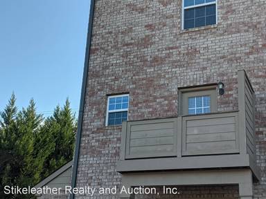 Main picture of 400 Armour St