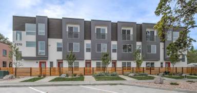 Main picture of Moda On Main