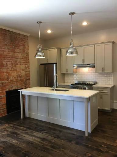 Main picture of 49 Price Ave