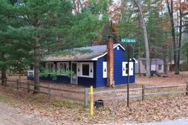 Main picture of 403 Saginaw Ave