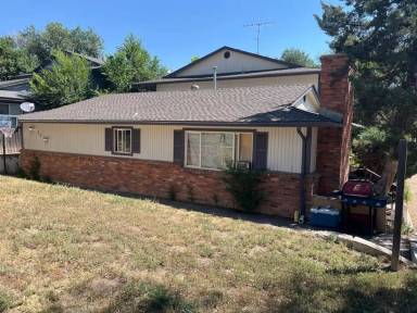 Main picture of 307 University Dr
