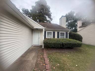 Main picture of 1109 Mill Lake Quarter