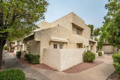 Main picture of Lakebrook Villas