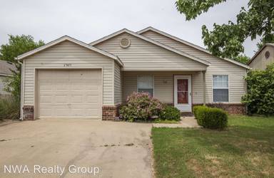 Main picture of 2505 SE 4th St