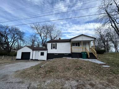 Main picture of 1301 Upper Cahokia Rd