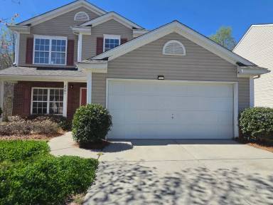 Main picture of 2701 Buckleigh Dr