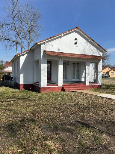 Main picture of 108 Norris Cir